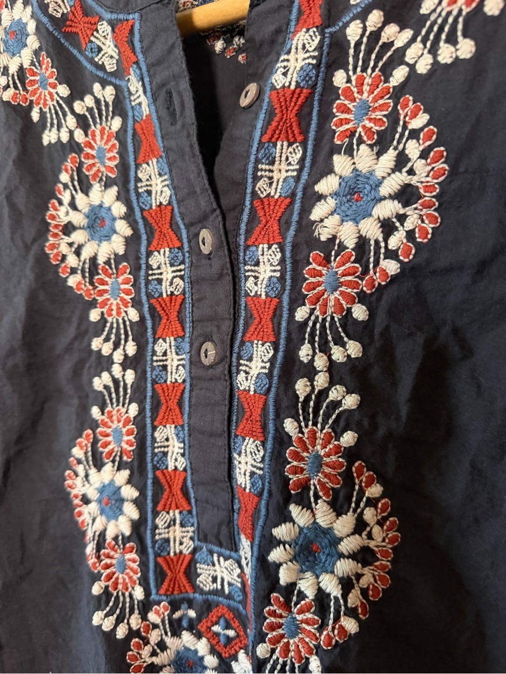 Maison Hotel Embroidered 100% Cotton Blouse - Black - Size S - Picture 3 of 7